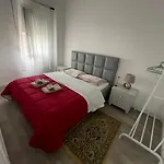 Boulevard One Bedrooom Le Bon Apartment
