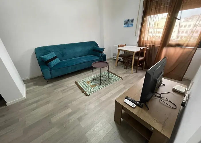 Boulevard One Bedrooom Le Bon Apartment